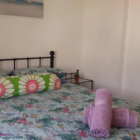 Athena And The Owl Beachside Готель типу 